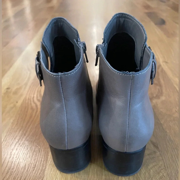 Naturalizer Dora Modern Grey Leather Ankle Boots Size 9.5 - Picture 8 of 14
